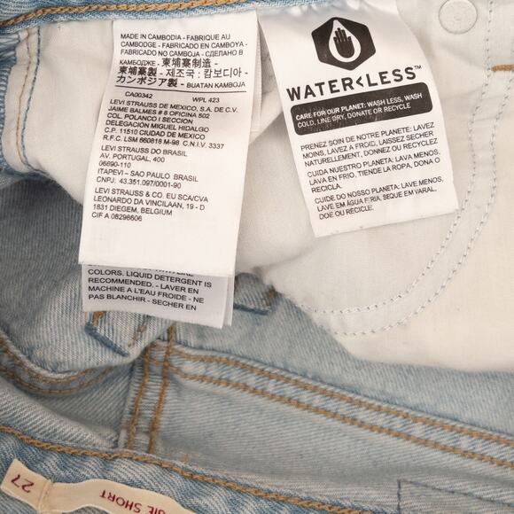 Levi's Waterless Wedgie Shorts Light Wash Size 27 Irregular - Picture 8 of 12